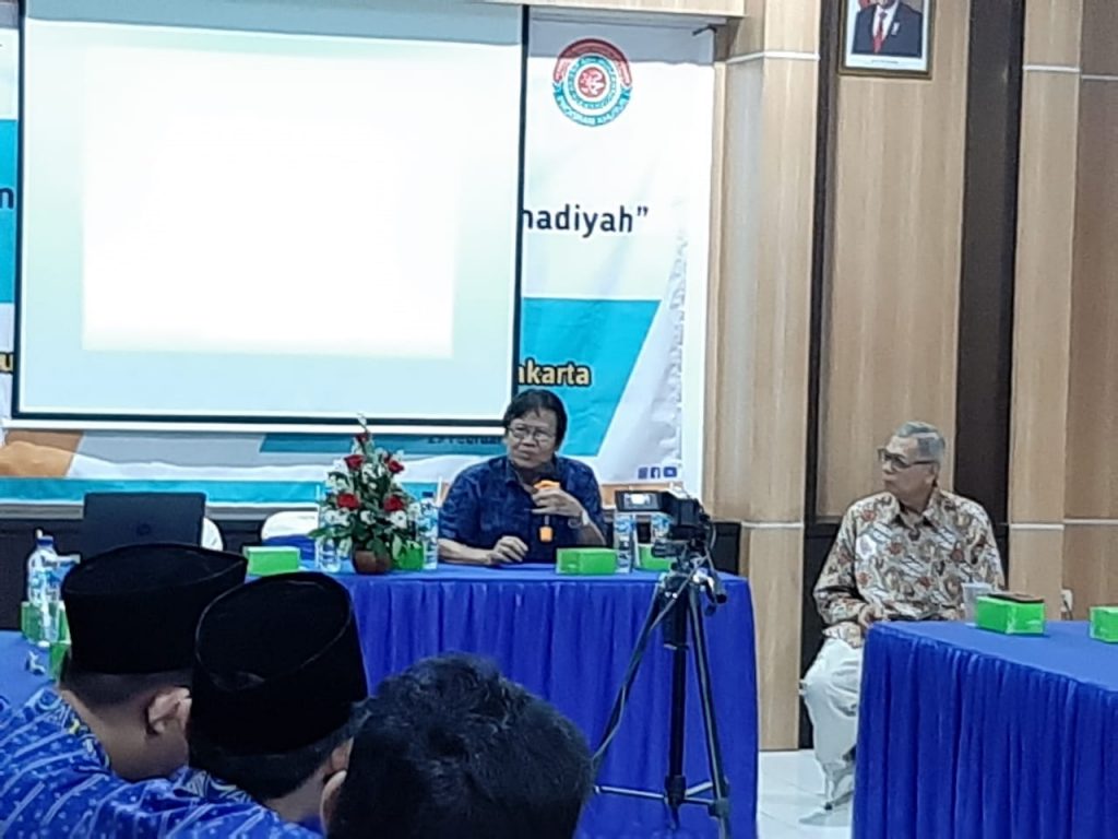 Perguruan Muhammadiyah Kottabarat Surakarta melaksanakan kegiatan workshop yang bertajuk Membangun Sekolah Unggul Muhammadiyah